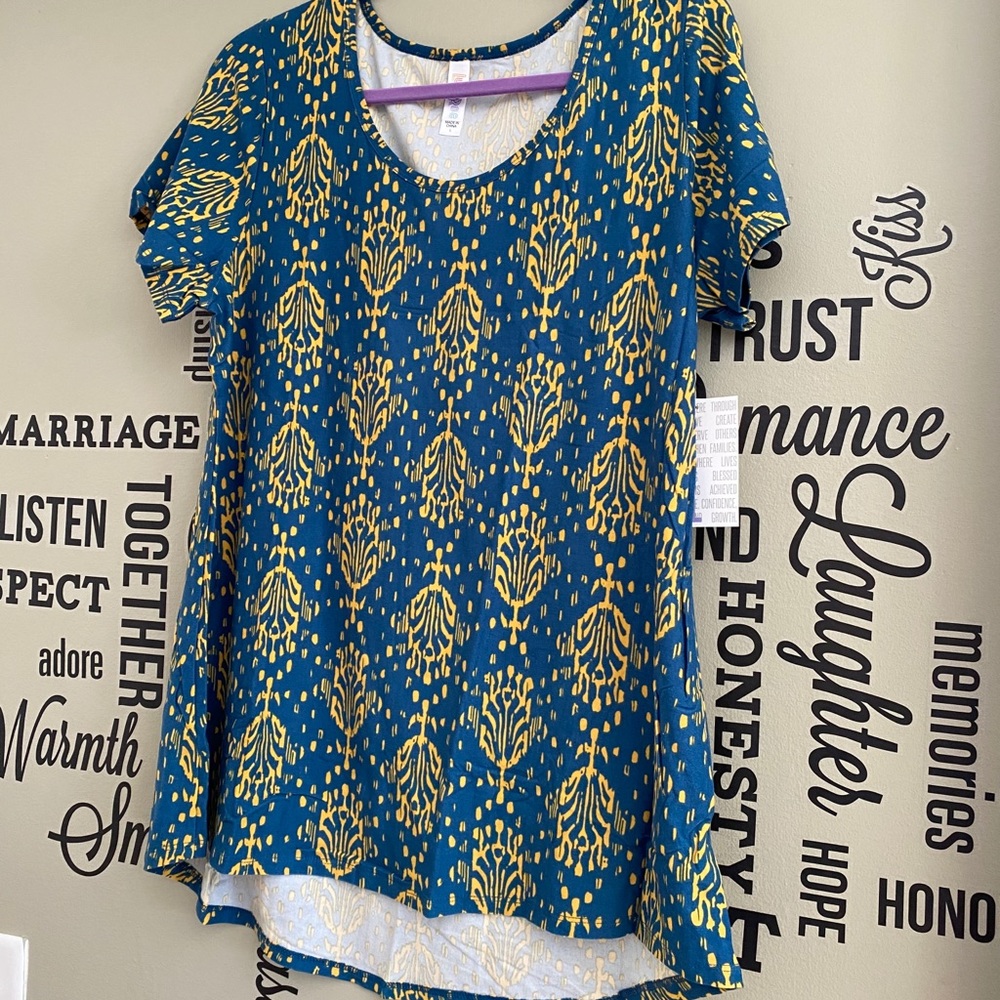 Women’s t-shirt